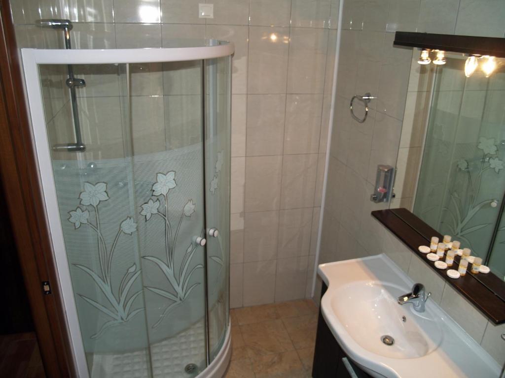Hotel Kornilios Palace 4*