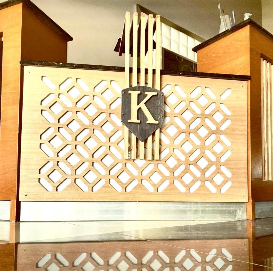 Kornilios Palace Hotel 4*