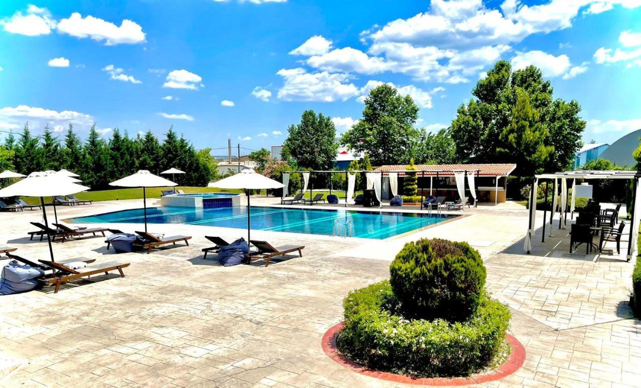 Kornilios Palace Hotel