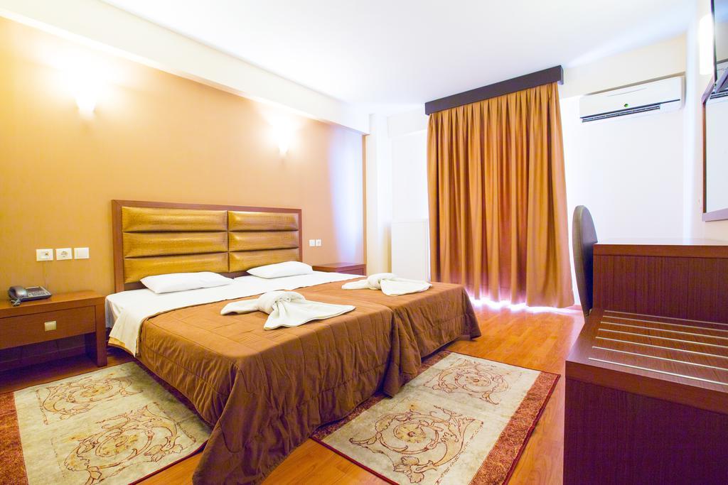 Kornilios Palace Hotel